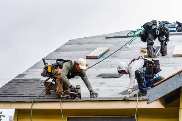 Professional Roofing technician working in Florham Park, NJ